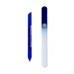 Fulgent World s.r.o.,GLASS NAIL FILE SET 2PCS – GLASS CUTICLE PUSHER AND SAFE CRYSTAL NAIL FILE FOR MANICURE IN A GIFT BOX (BLUE),SET SKLENĚNÝ PILNÍK NA NEHTY 2 KS – SKLENĚNÝ ZADRŽOVAČ NEHTŮ A BEZPEČNÝ KŘIŠŤÁLOVÝ PILNÍK NA MANIKÚRU V DÁRKOVÉ KRABICI (MODRÁ)
